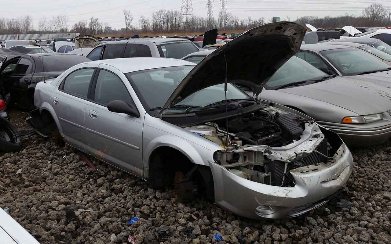 Paul's Auto Yard at 1501 Lake St, Lake Station, IN 46405