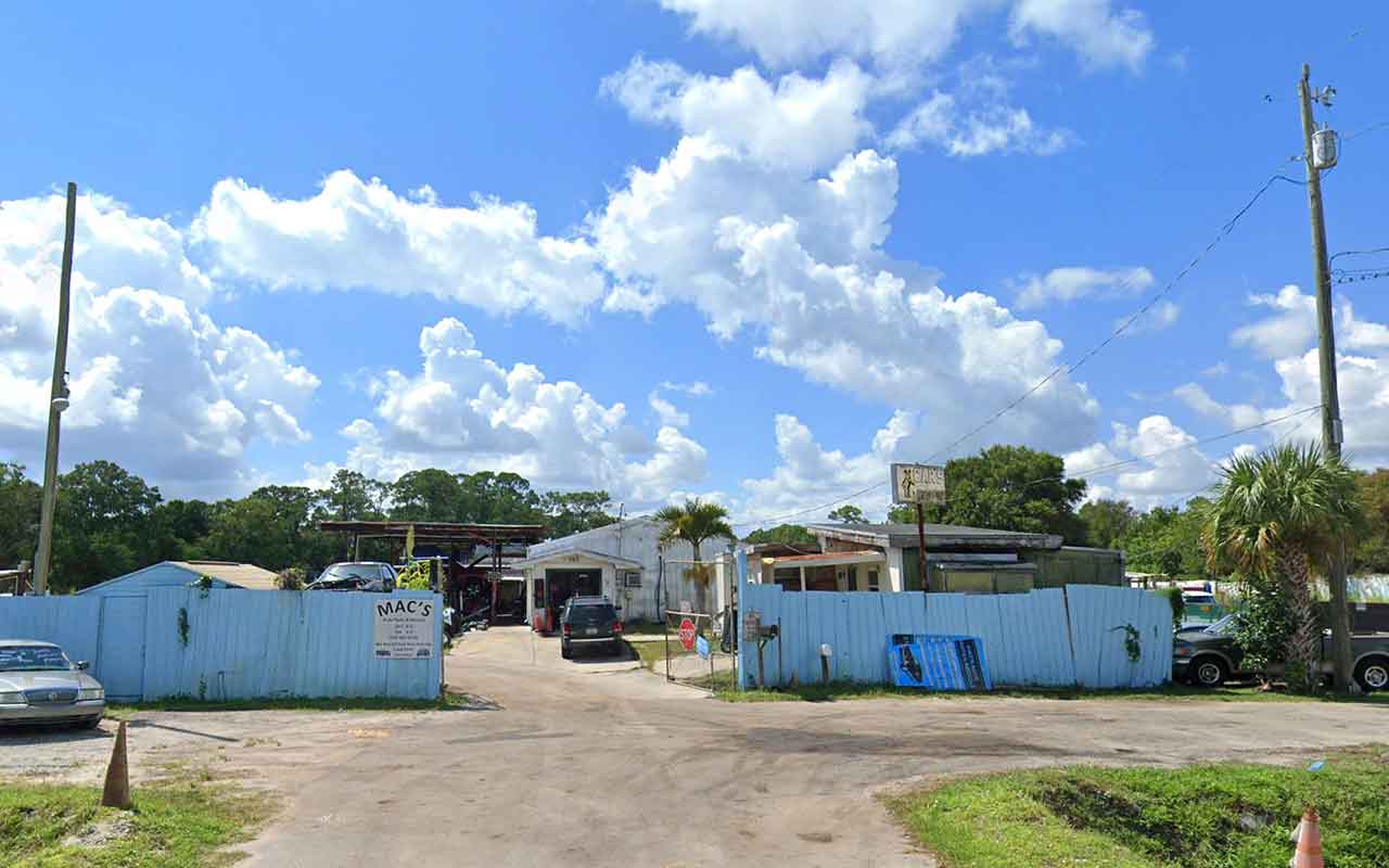 Cars Auto Salvage at 4845 45th St, Vero Beach, FL 32967